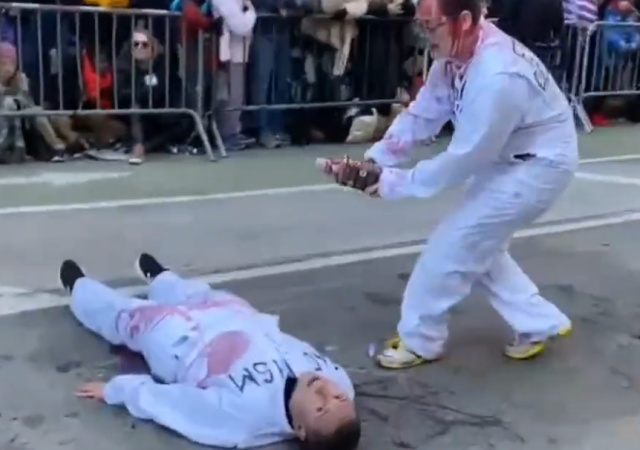 Anti Israel Protesters Glue Themselves To The Ground Interrupting Macy