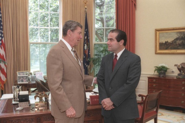 President_Ronald_Reagan_and_Judge_Antonin_Scalia_confer_in_the_Oval_Office_July_7_1986-620x414.jpg