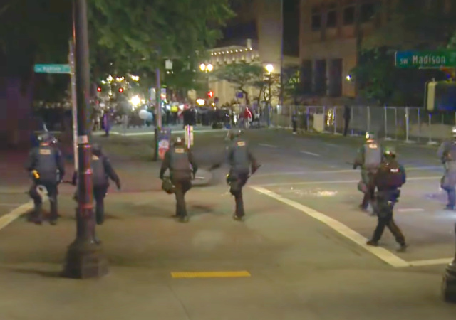 Portland Police Riot Team Resigns After Officer Indicted for Assault ...