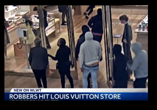 Sheriff: Items worth more than $400K stolen from Louis Vuitton Store in  Kenwood Towne Centre 