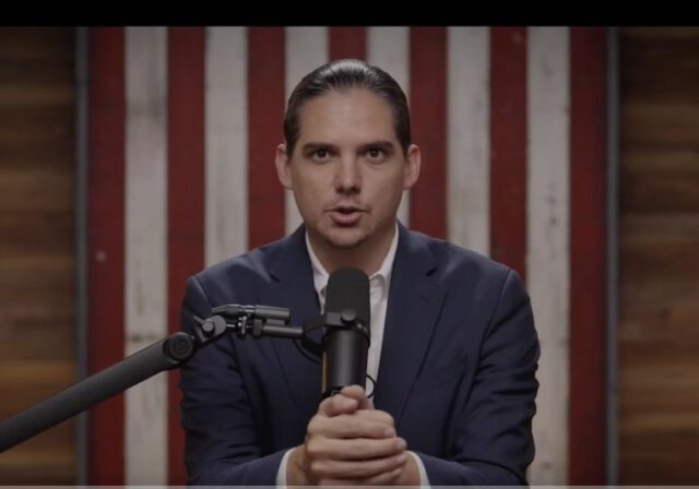 Conservative Journalist Accuses Google of Defamation, Rigging AI to Boost Lies