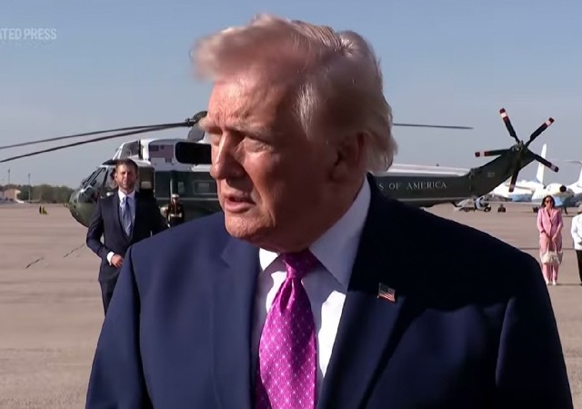 Trump: The U.S. to Blockade Hormuz Since Iran Controls Traffic, Charges Tolls